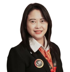 Elly Kurnia