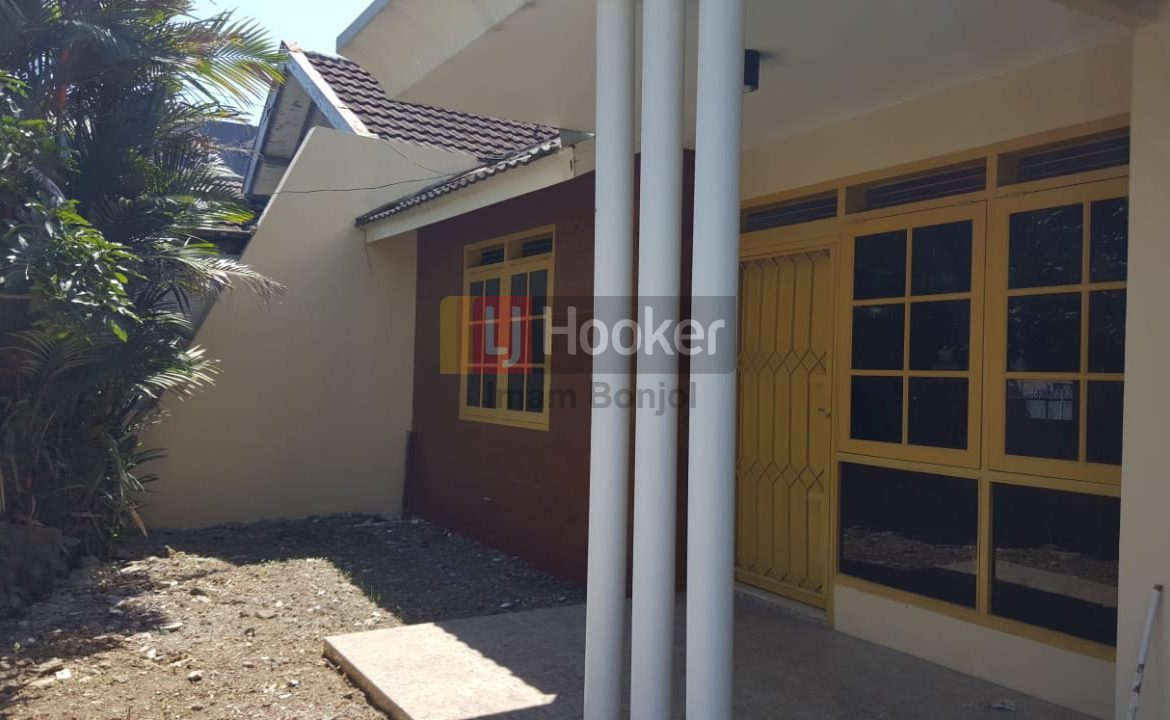 Sewa Rumah Jl. Puri Anjasmoro Semarang Barat