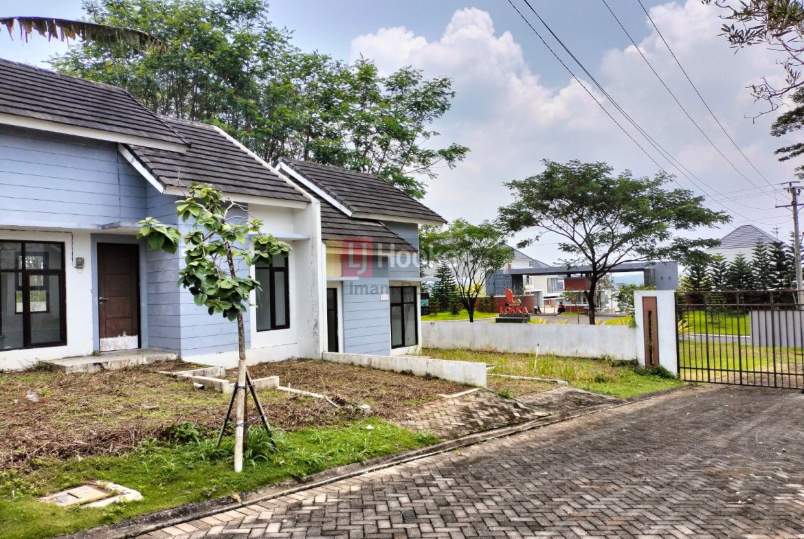 Jual Rumah BSB Village Semarang Barat