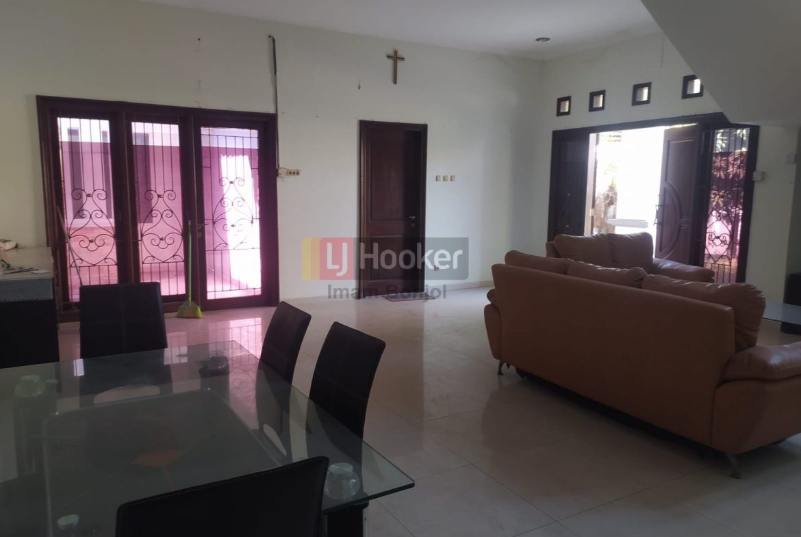 Jual Rumah Puri Mediterania Semarang Barat