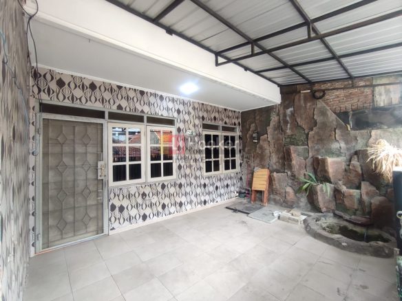 Rumah Jalan Sepaton Semarang Tengah