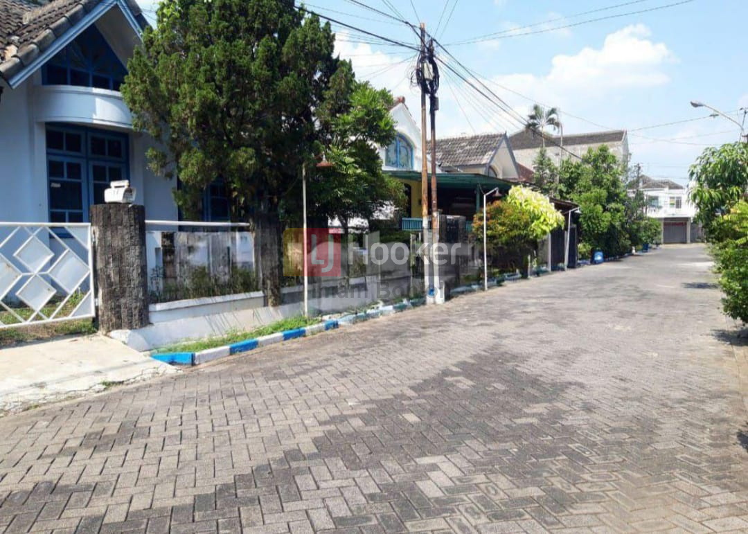 Rumah Jalan Plamongan Indah Semarang Timur