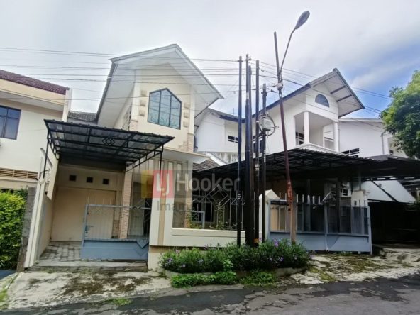 Rumah Bukit Sari Ngesrep Semarang Selatan