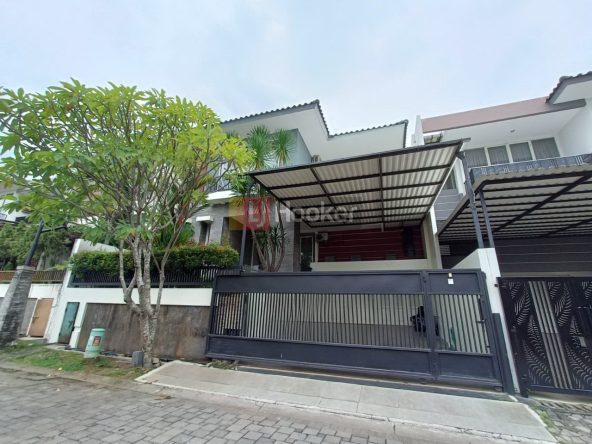 Rumah Grha Candi Golf Semarang