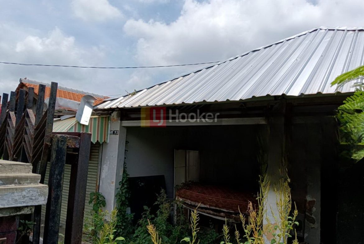 Rumah Hitung Tanah Jalan Wonodri Semarang Selatan