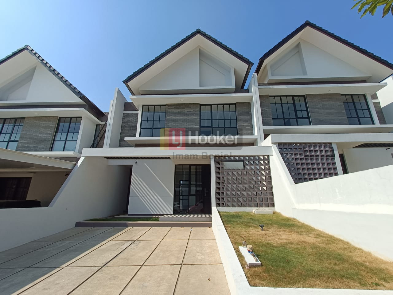 Rumah The Miles BSB City Semarang Barat