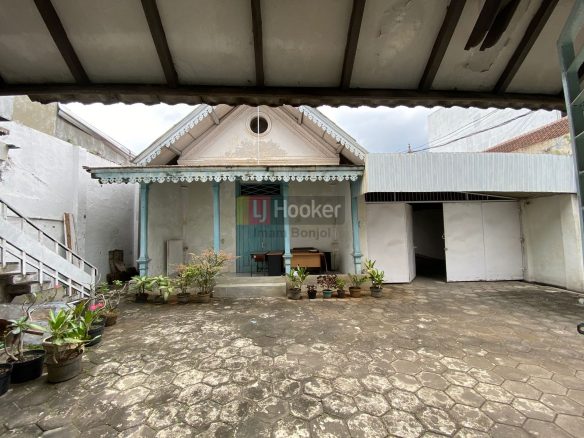 Rumah Lama Hitung Tanah Jalan Doktor Cipto Semarang Timur