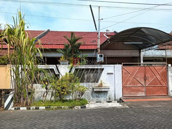 Rumah Jalan Satelit Surabaya
