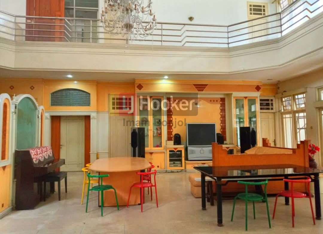 Rumah Jalan Purwodinatan Yoggyakarta