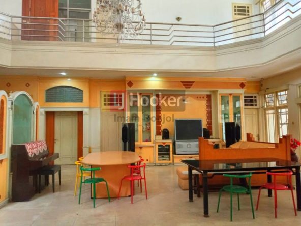 Rumah Jalan Purwodinatan Yoggyakarta