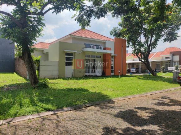 Jual Rumah Graha Padma Semarang Barat