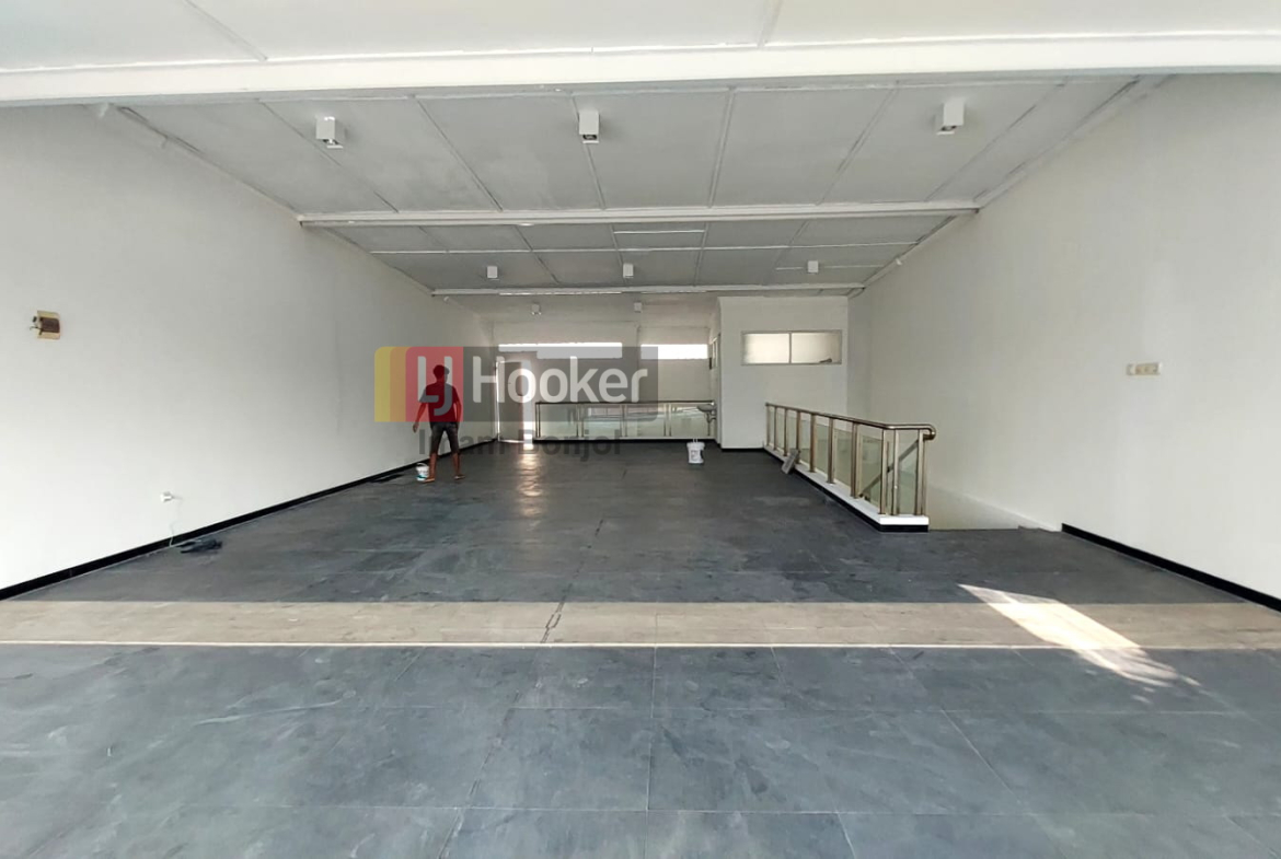 Jual Ruko Jalan Letjen S. Parman Semarang Selatan