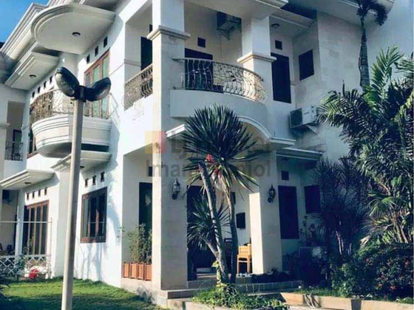 Rumah Puri Mediterania Semarang Barat