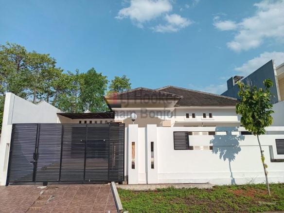 Jual Rumah Puri Arga Golf BSB Semarang