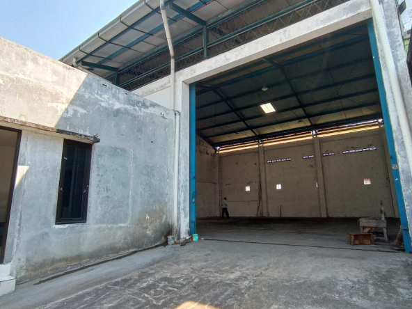 Sewa Gudang Jl. Wolter Monginsidi Semarang Timur