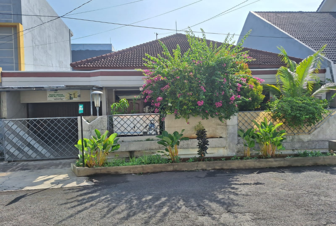 Jual Rumah Dekat dengan Jl. Gajah Mada Semarang Tengah