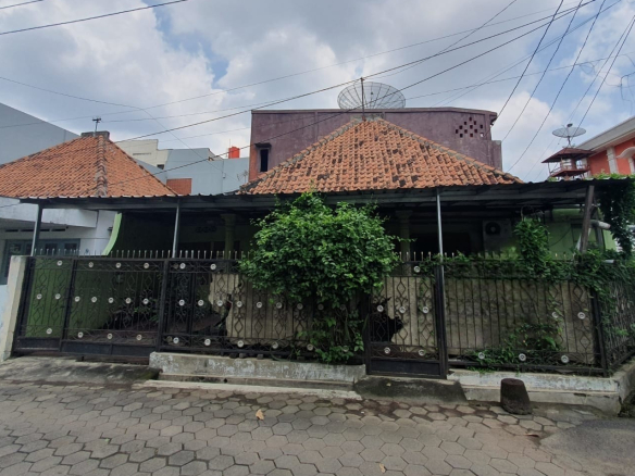 Jual Rumah Jl. Taman Maluku Semarang Timur