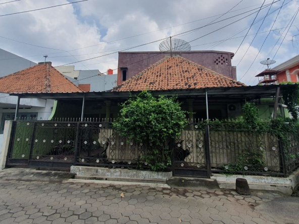 Jual Rumah Jl. Taman Maluku Semarang Timur