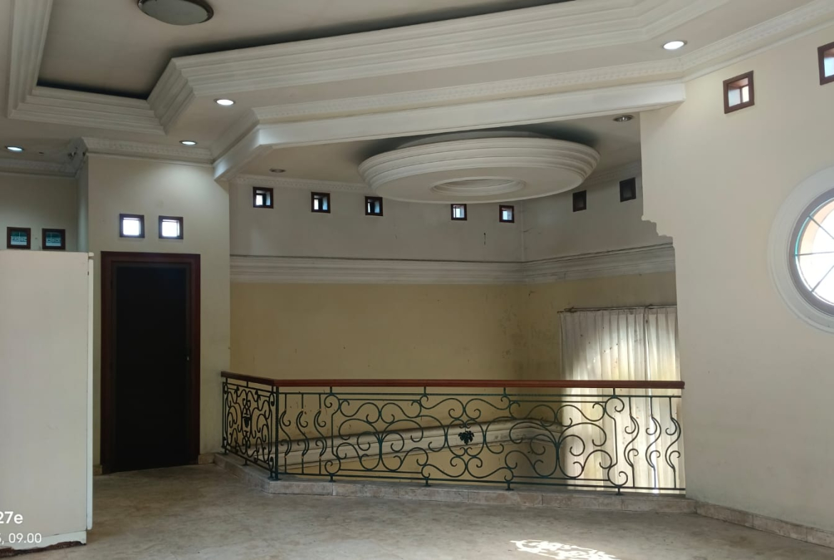 Jual Rumah Jl. Abdulrahman Saleh Semarang Barat