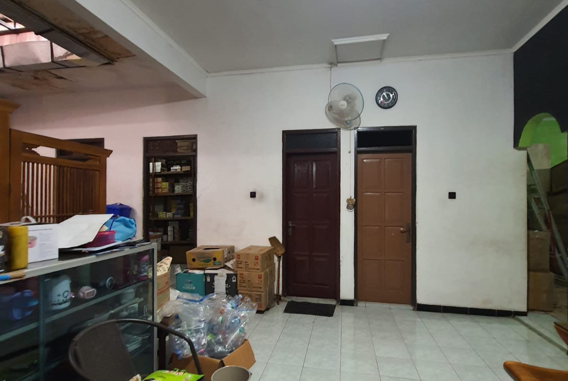 Jual Rumah Candi Penataran Semarang Barat