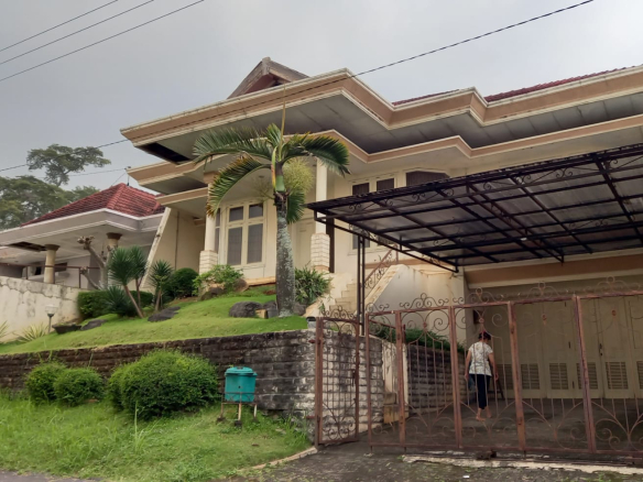 Jual Rumah Bukit Regency Semarang Selatan