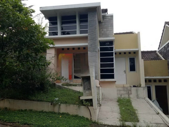Jual Rumah Pandanaran Hill.Semarang Timur