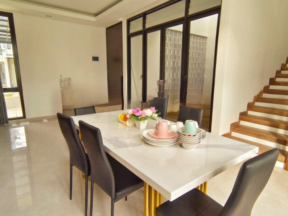 Sewa Rumah BSB City Semarang Barat