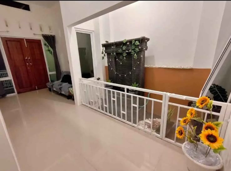 Jual Rumah Candi Penataran Semarang Barat