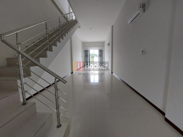 Sewa Ruko Yos Sudarso Square Semarang Barat