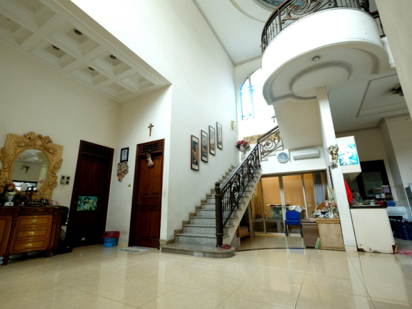 Jual Rumah Jl.Taman Kendalisodo.Candisari