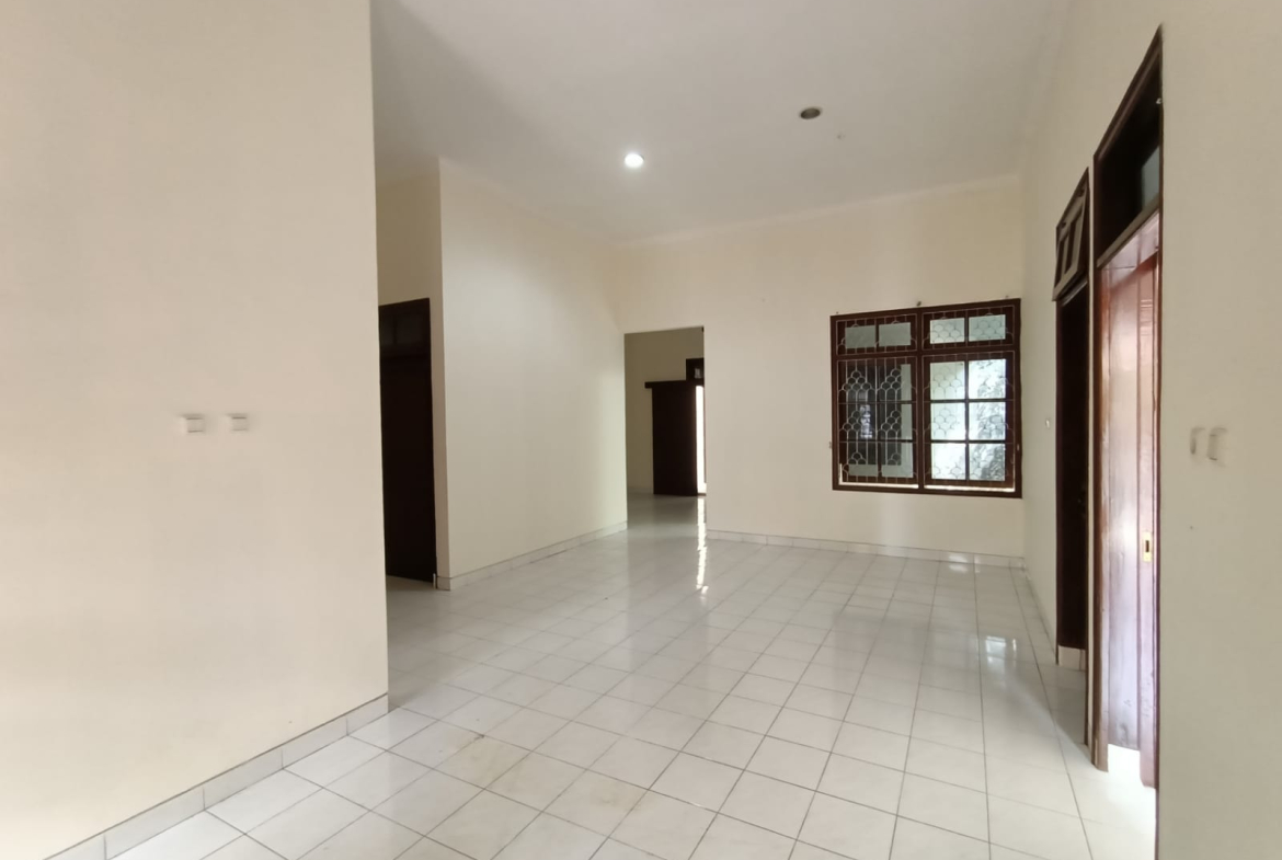 Sewa Rumah Taman Majapahit Estate Semarang Timur