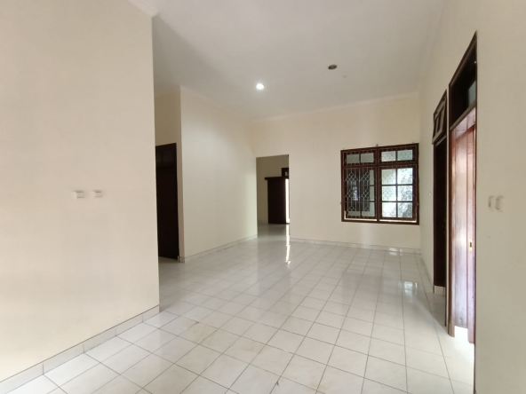 Sewa Rumah Taman Majapahit Estate Semarang Timur