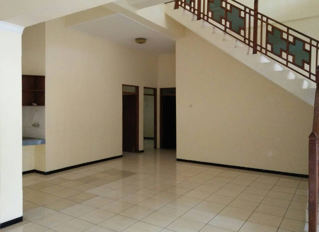 Sewa Rumah Jl.Sinabung.Candisari