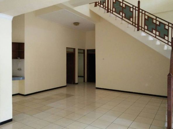 Sewa Rumah Jl.Sinabung.Candisari