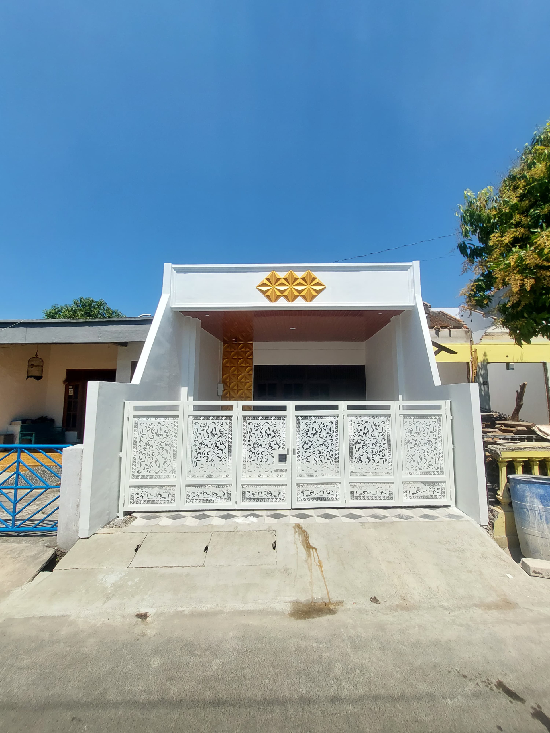 Jual Rumah Jl.Nanas. Lamper