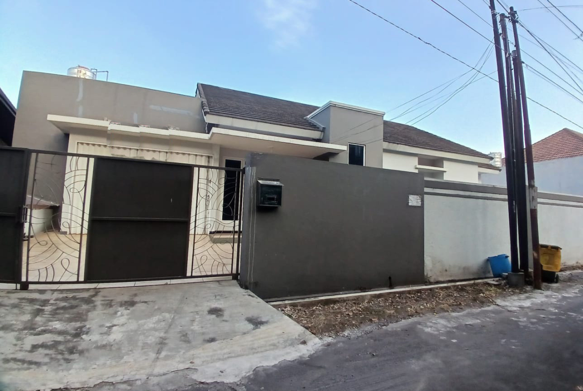 Sewa Rumah daerah Bukit Sari Semarang Selatan