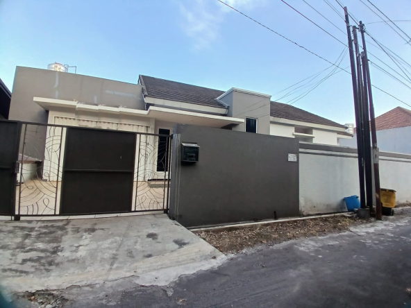 Sewa Rumah daerah Bukit Sari Semarang Selatan