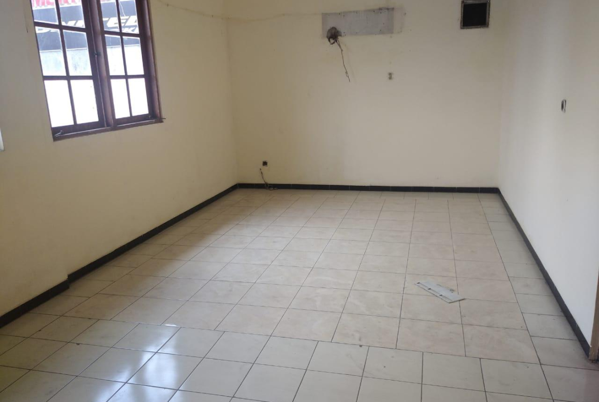 Sewa Rumah Jl.Barito Semarang timur