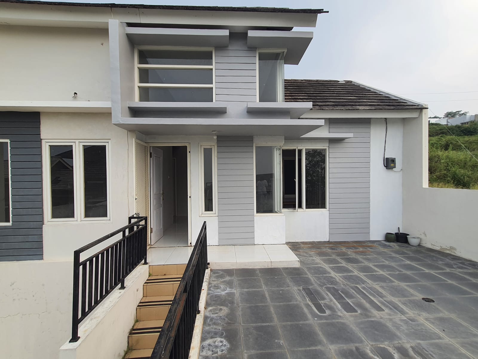 Sewa Rumah Perum Griya Lestari.Ngaliyan