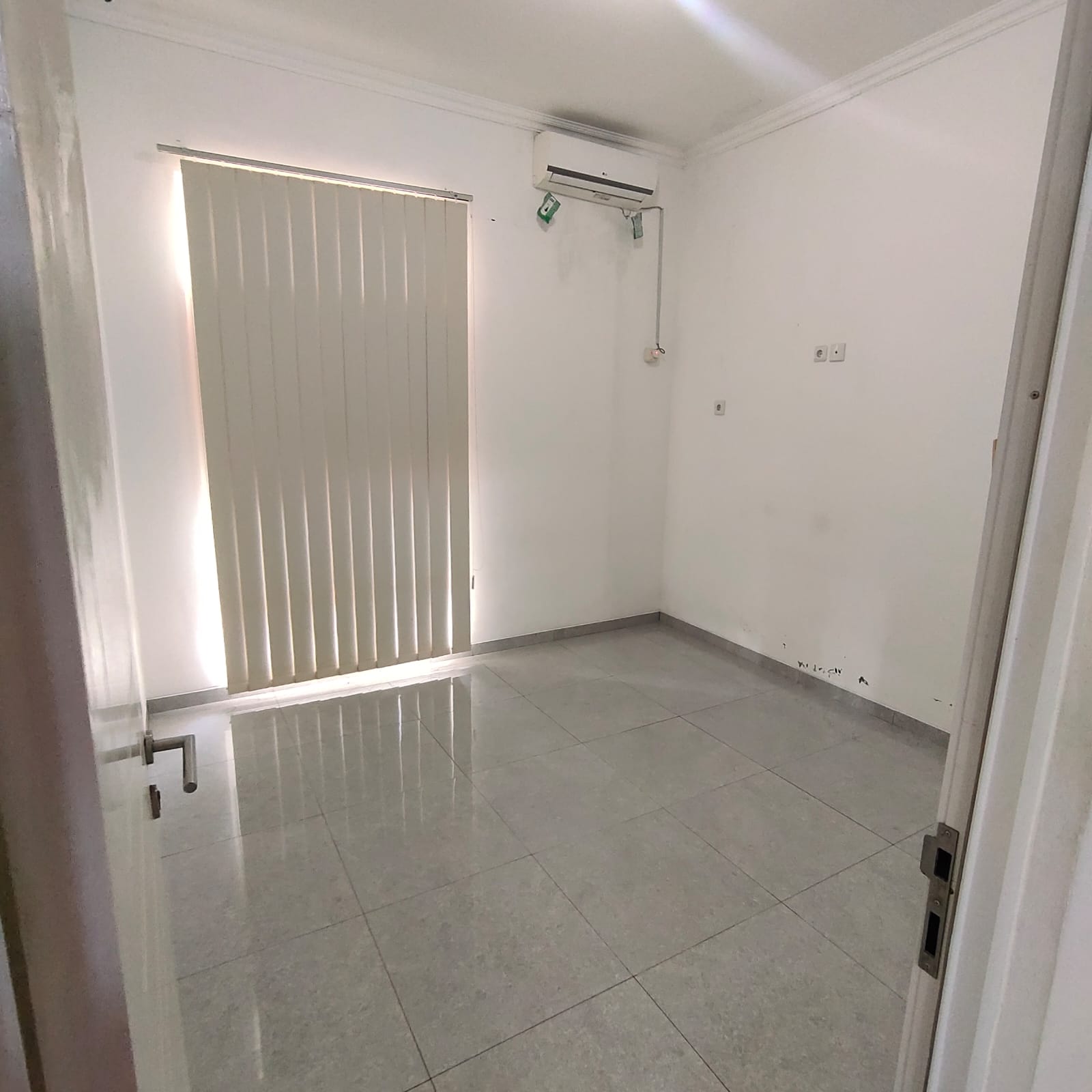 Jual Rumah Graha Padma Semarang Barat