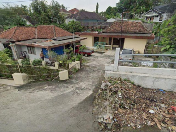 Jual Rumah hitung Tanah Jl.Cikurai.Gajah Mungkur